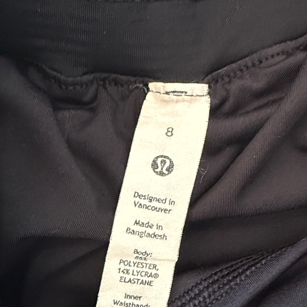 Lululemon Track That High-Rise Lined Short 5” Size 8 Black Shorts with Pocket - Picture 9 of 9